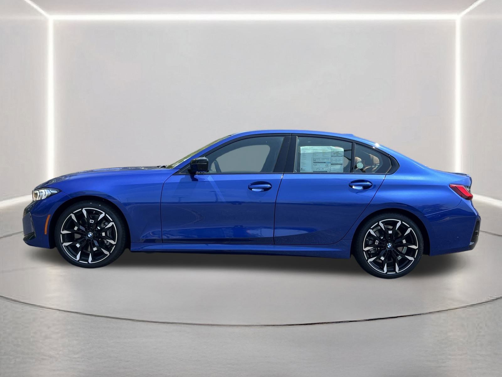 2025 BMW 3 Series 330i - Photo 24