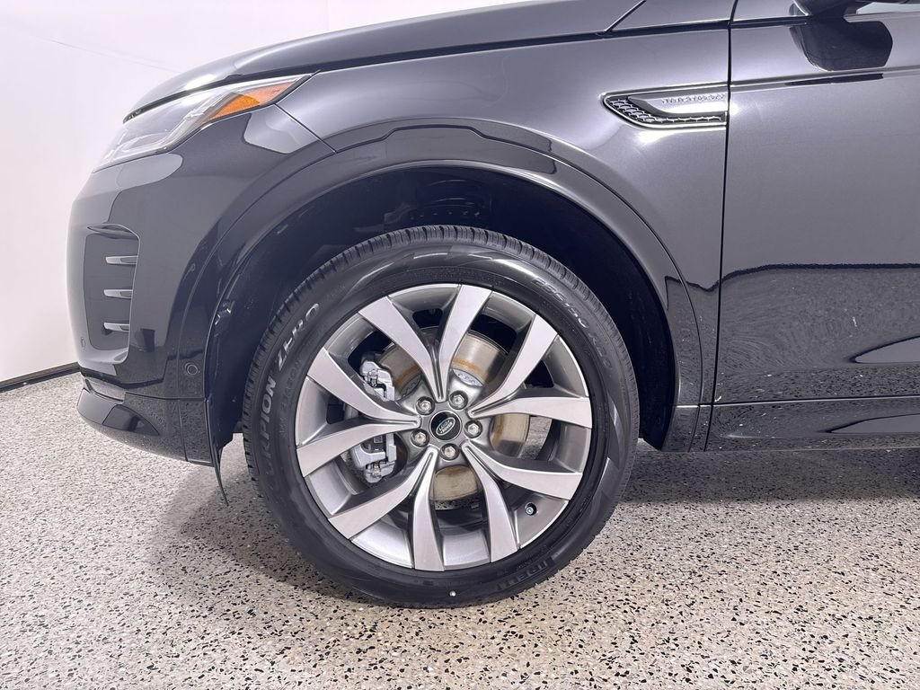 New 2026 SANTORN BLK MET Land Rover Landmark image 10