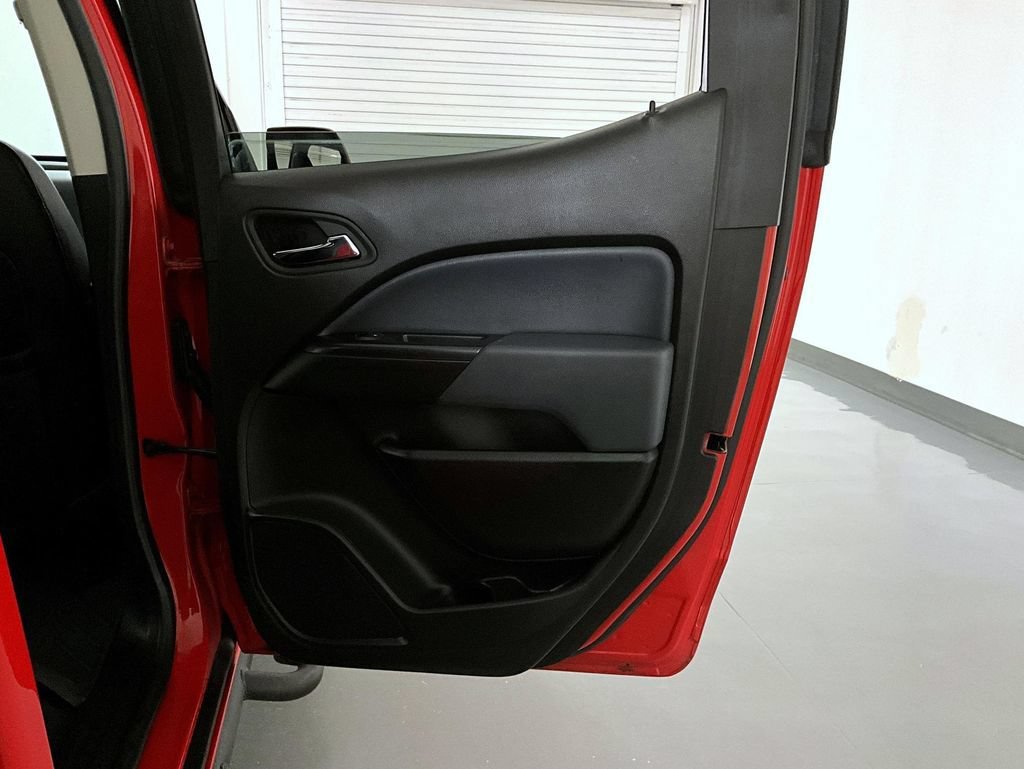 2020 Chevrolet Colorado Z71 - Photo 18