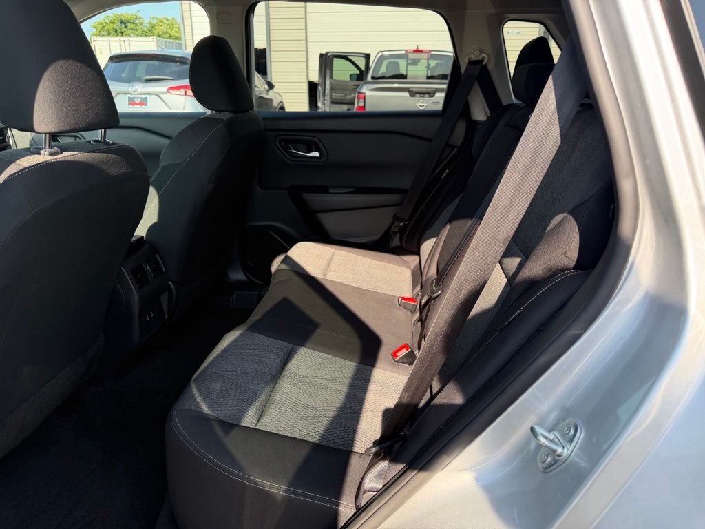 Used 2024 Silver Nissan SV image 31