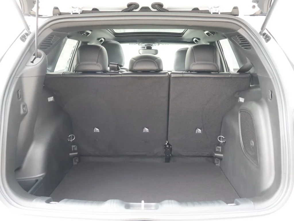 New 2026 Bright White Clearcoat Jeep  image 14