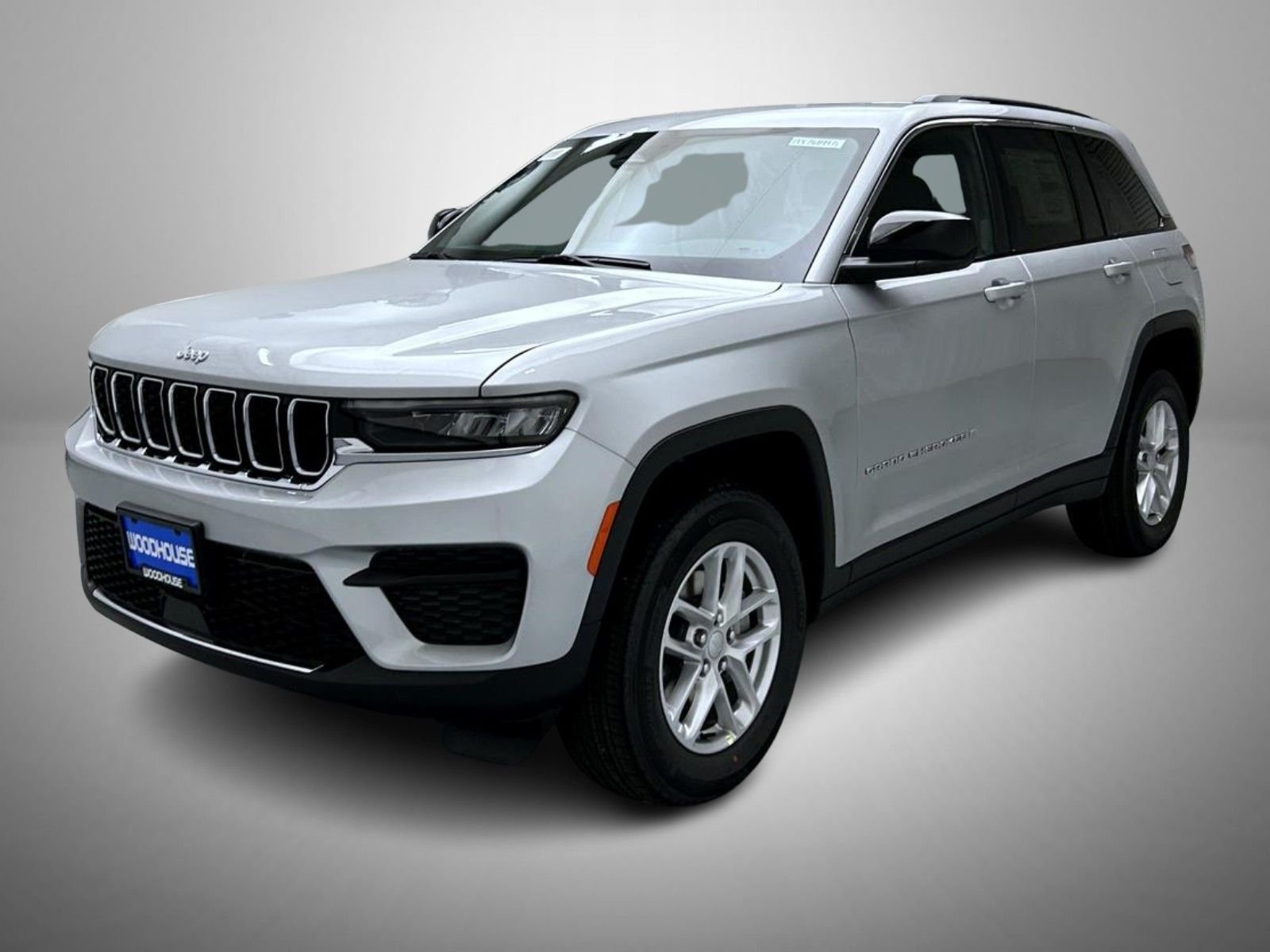 2026 Jeep Grand Cherokee Laredo 4x4's photo