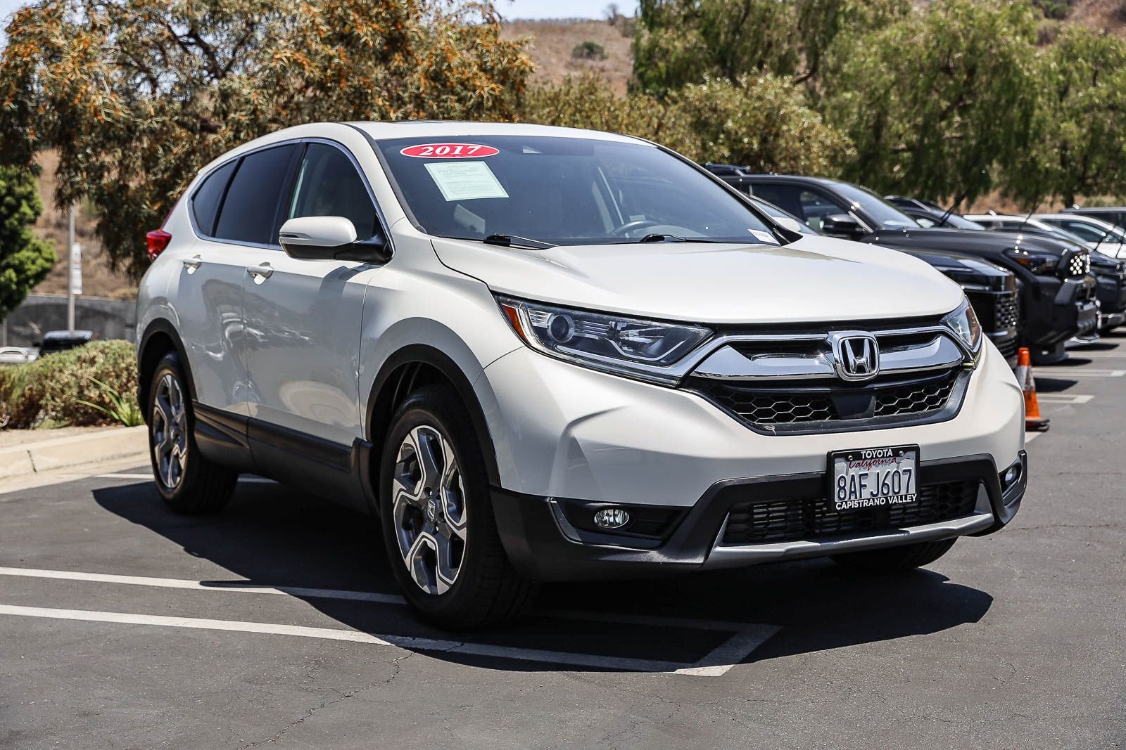 Used 2017 White Diamond Pearl Honda EX-L image 3