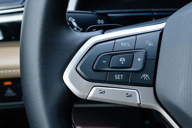 2026 Volkswagen Atlas Cross Sport SE w/Tech - Photo 17