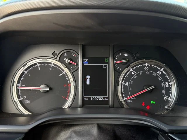 Certified Used 2020 MAGNETIC GRAY MET. Toyota Limited image 16
