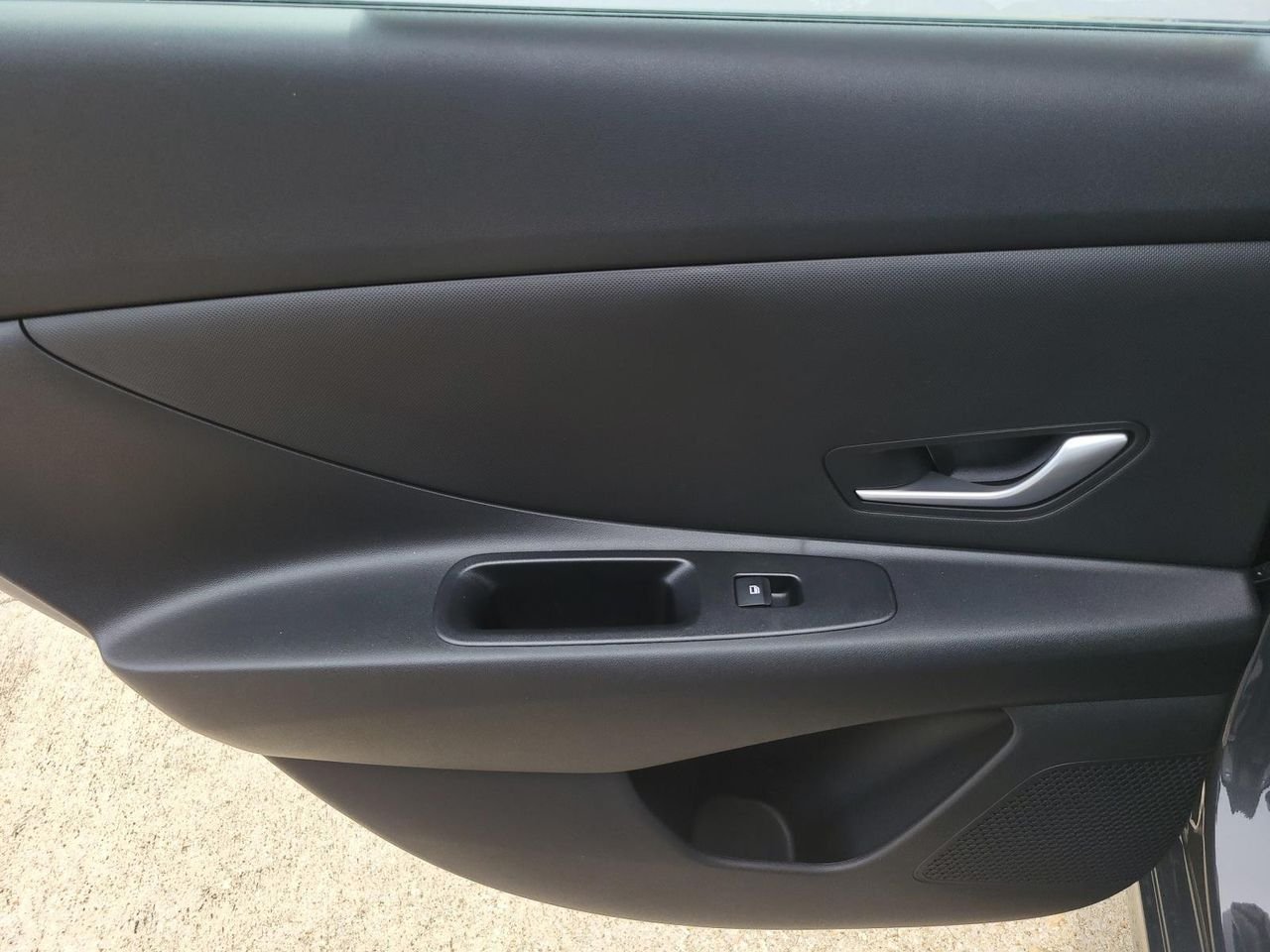 New 2026 Ecotronic Gray Hyundai SE image 8