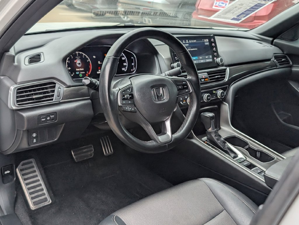 Used 2022 White Honda Sport image 8