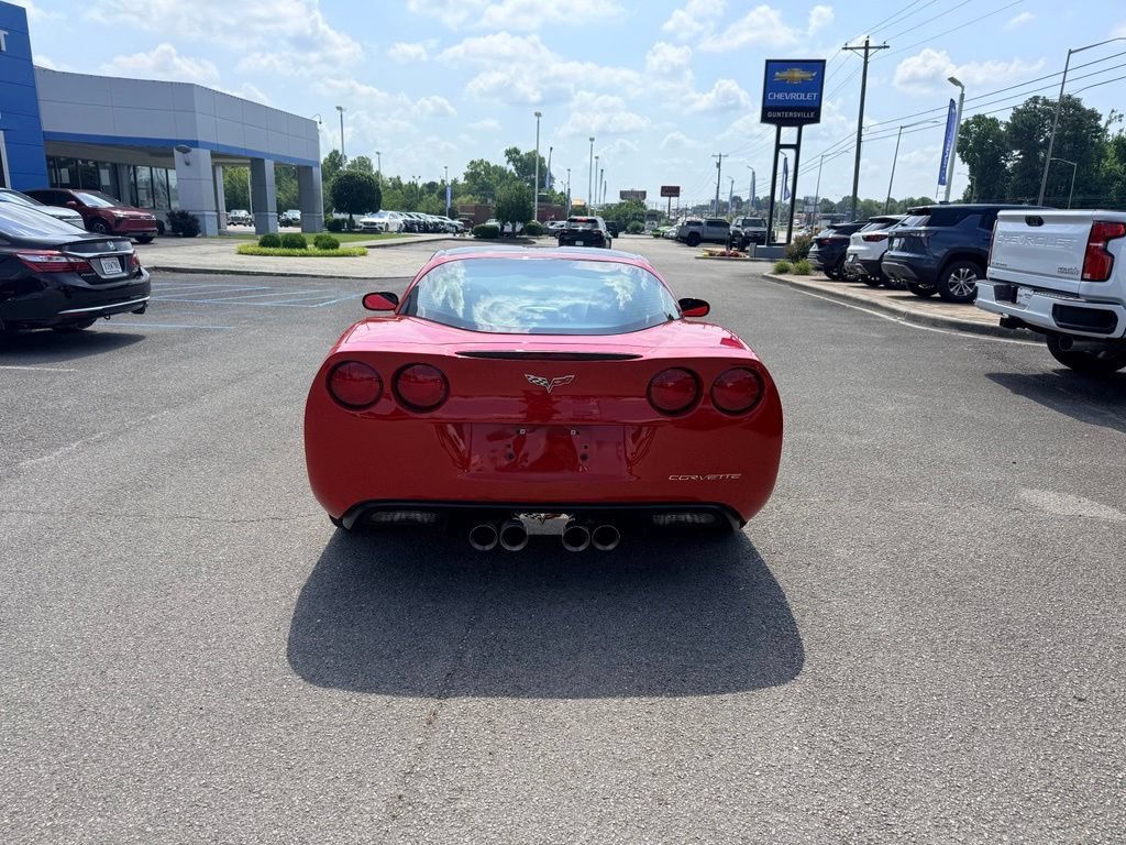 Used 2006 Victory Red Chevrolet 2DR CPE image 9