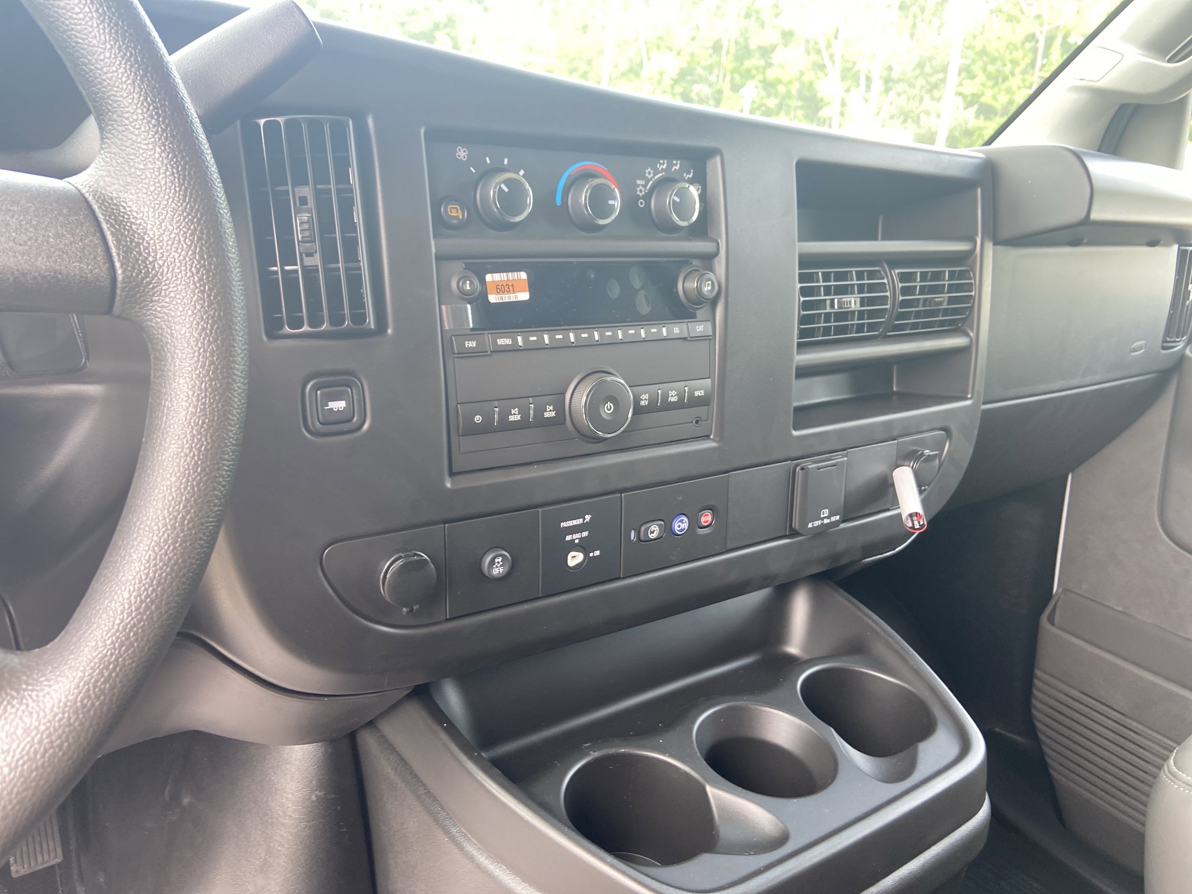 2026 Chevrolet Express Cargo Work Van - Photo 11