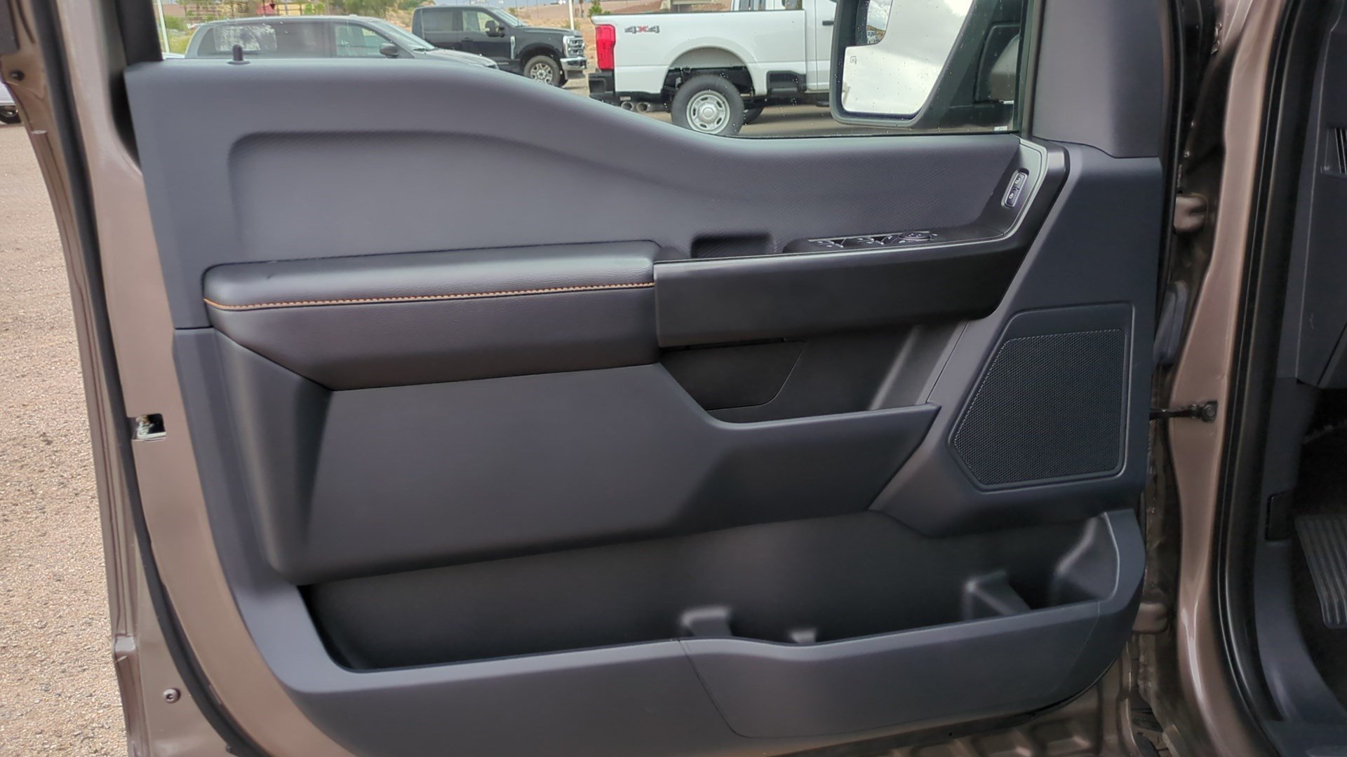 2022 Ford F-150 Tremor - Photo 12