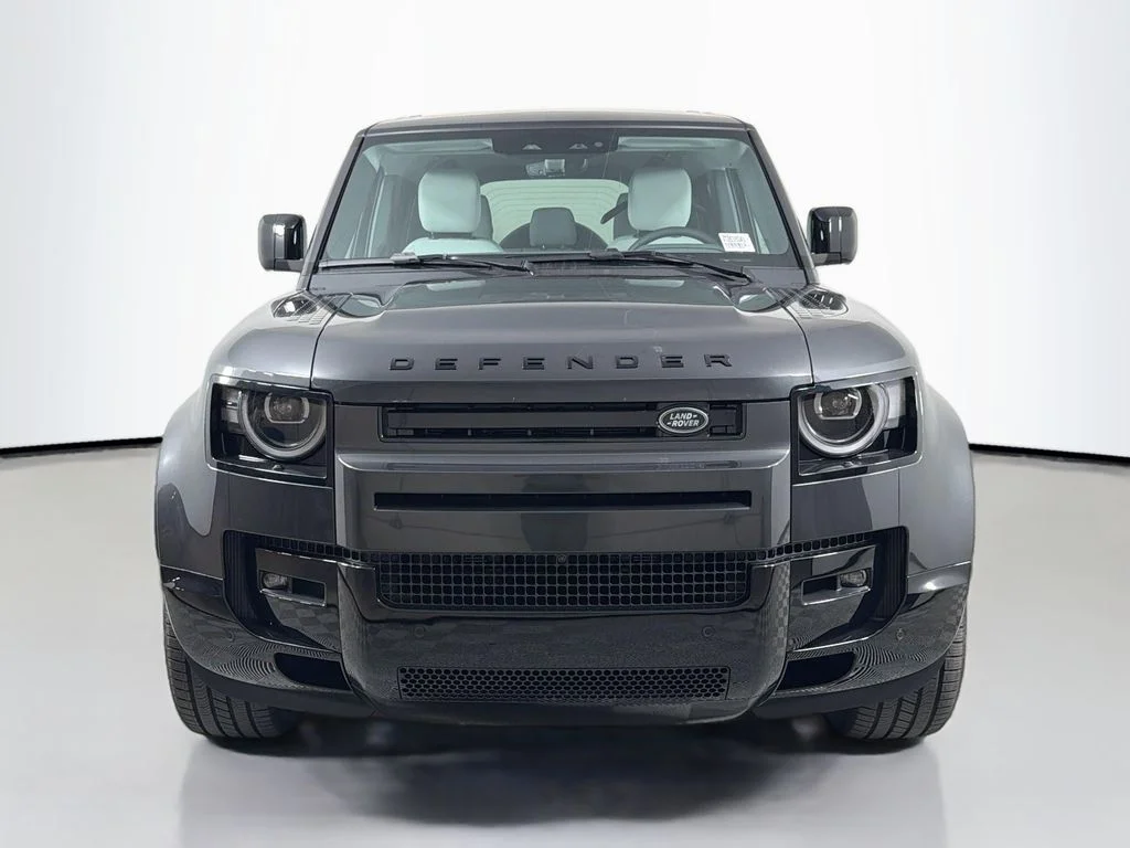 New 2026 Carpathian Grey Land Rover X-Dynamic SE image 2
