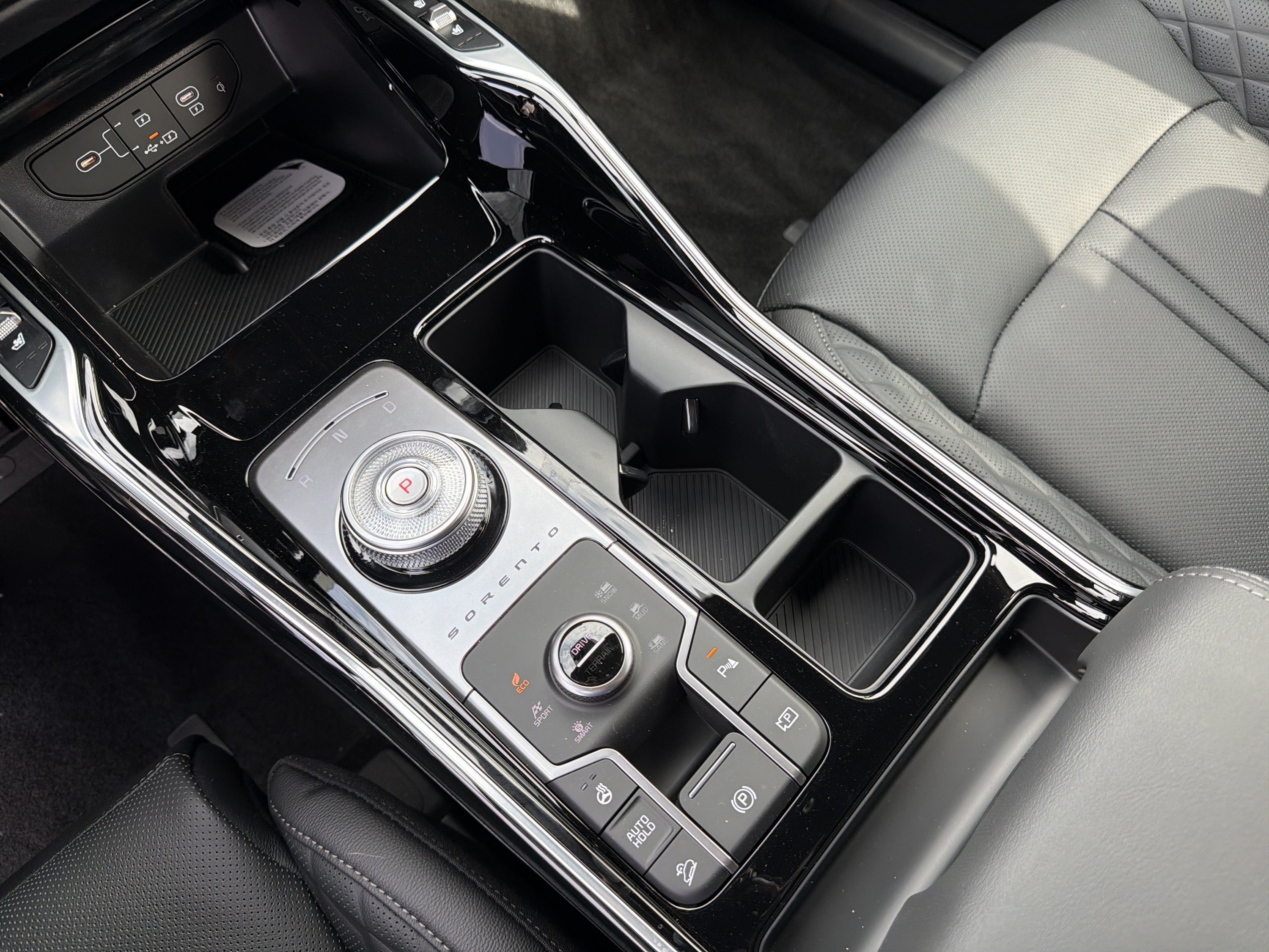 New 2026 Volcanic Sand Kia X-Line SX Prestige AWD image 13