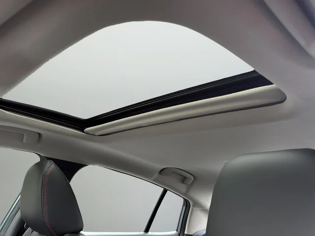 New 2026 Atlantic Gray Metallic / Super Black Two-tone Nissan SR image 23