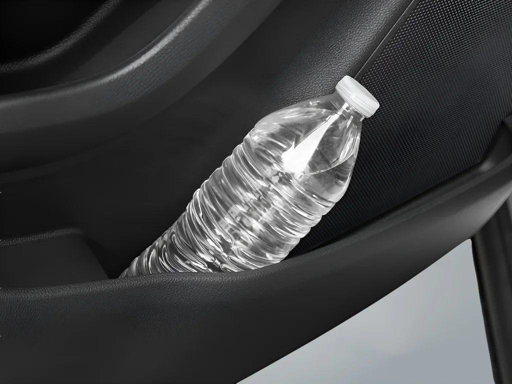 Used 2022 White Buick Preferred image 41