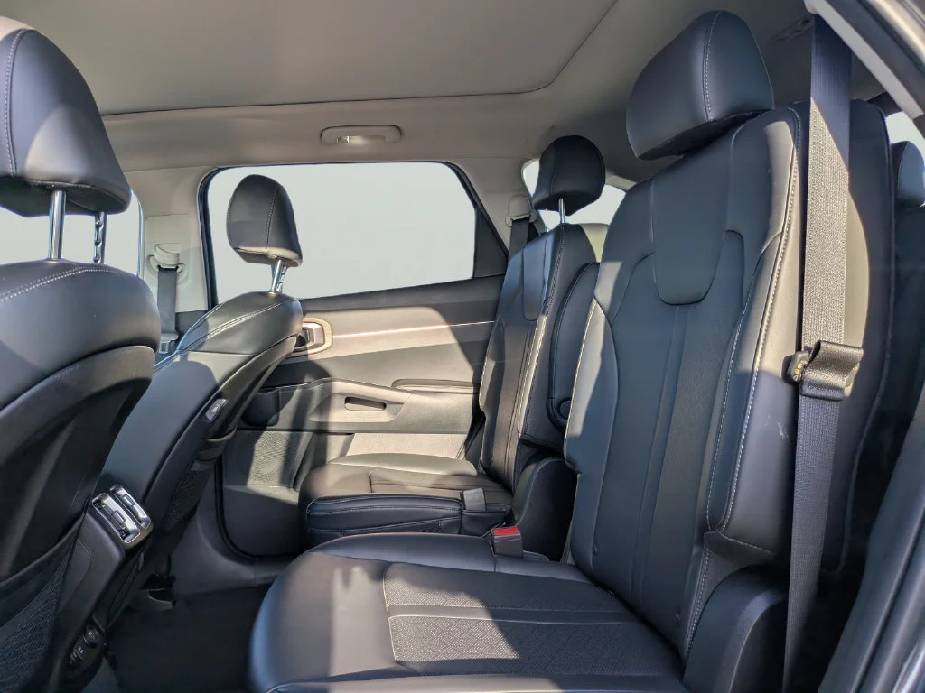 Used 2023 Gray Kia EX image 16