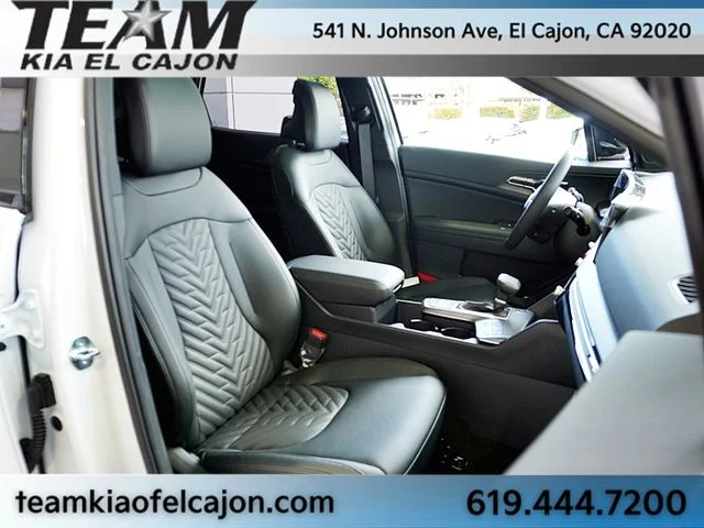 New 2026 White Kia X-Pro Prestige image 15