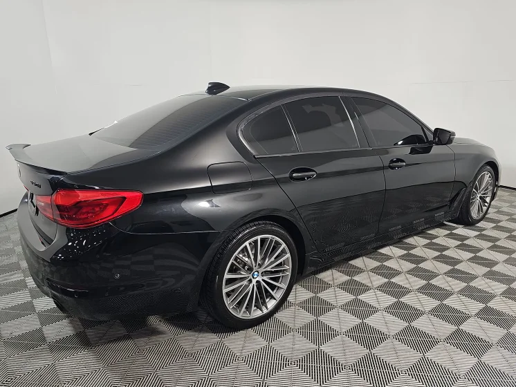 Used 2017 Black BMW 530i image 3