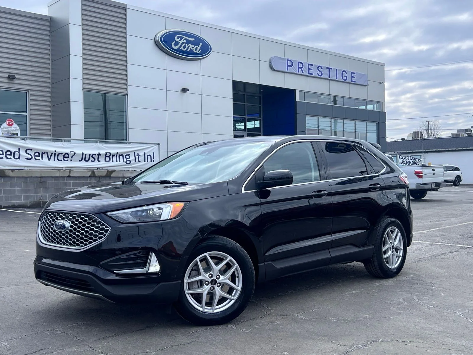 2023 Ford Edge