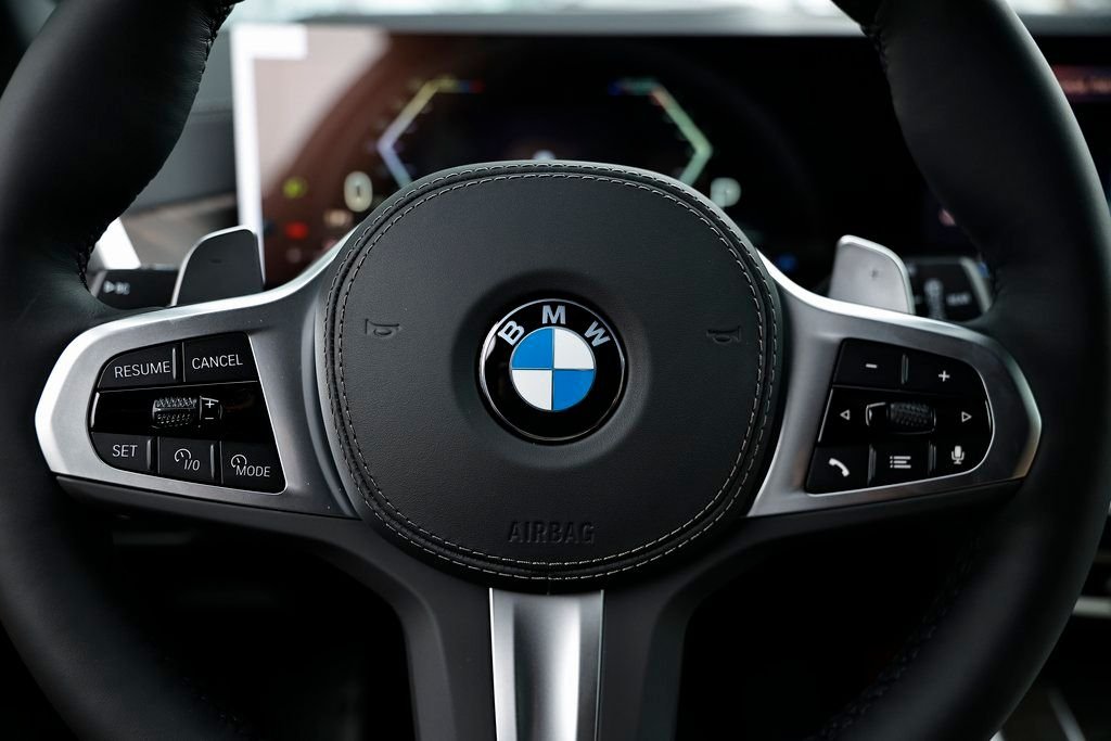 New 2026 Mineral White Metallic BMW sDrive40i image 33