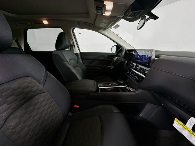 New 2026 Everest White Pearl TriCoat Nissan SV image 30
