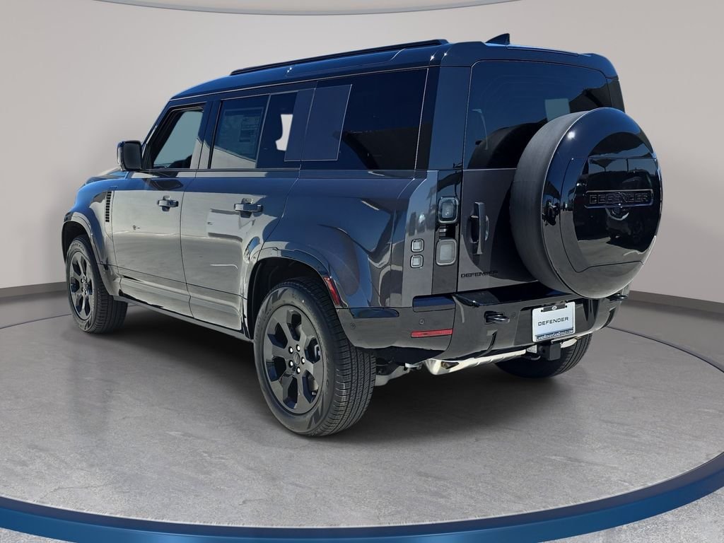 New 2026 Carpathian Grey Land Rover X-Dynamic SE image 7