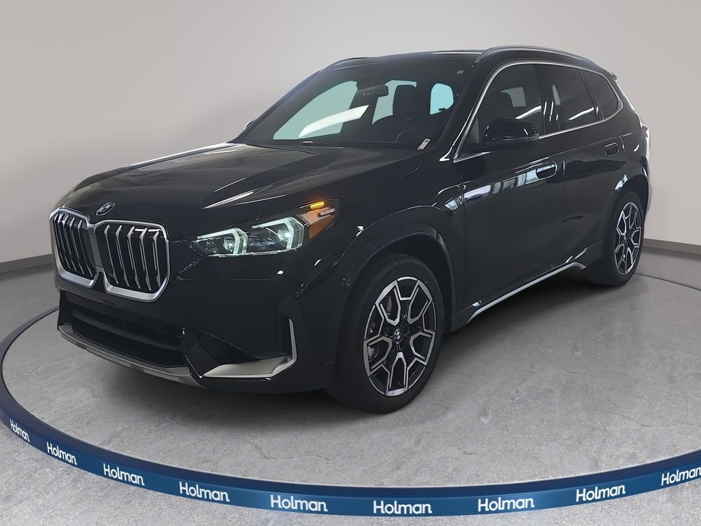 Used 2026 Black Sapphire Metallic BMW xDrive28i image 1