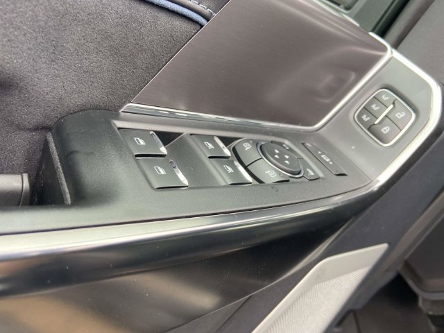 New 2026 Agate Black Metallic Ford Platinum image 33