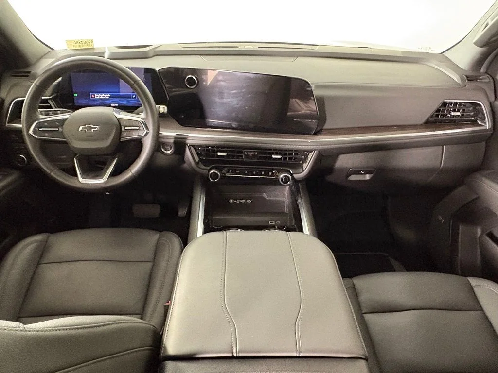 Used 2026 Gray Chevrolet Z71 image 43