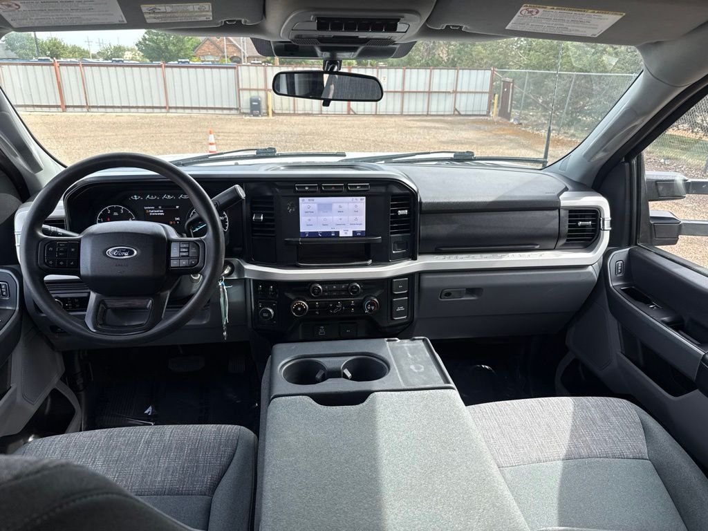 Used 2024 Oxford White Ford XLT image 11