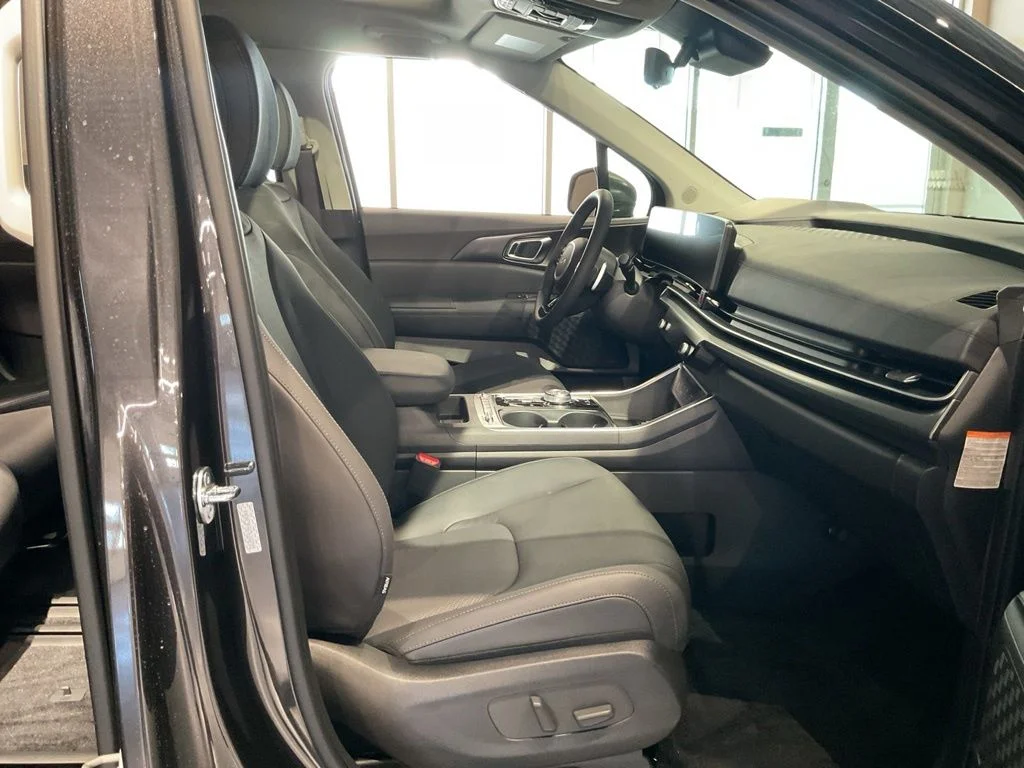 New 2026 Gray Kia SX Prestige image 30
