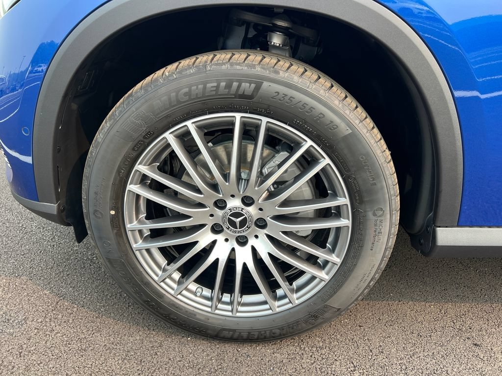 New 2026 Starling Blue Metallic Mercedes-Benz GLC 300 image 68
