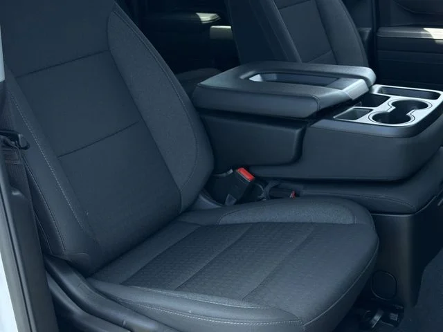 Used 2025 White Chevrolet LT image 32