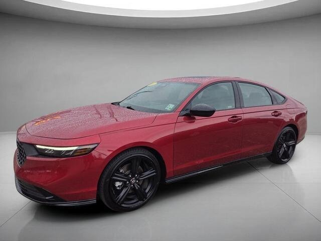 Used 2023 Radiant Red Metallic Honda SPORTL image 9