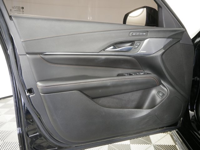 Used 2020 Black Raven Cadillac Sport AWD w/ Technology Pkg & Cold Weather Pkg image 8