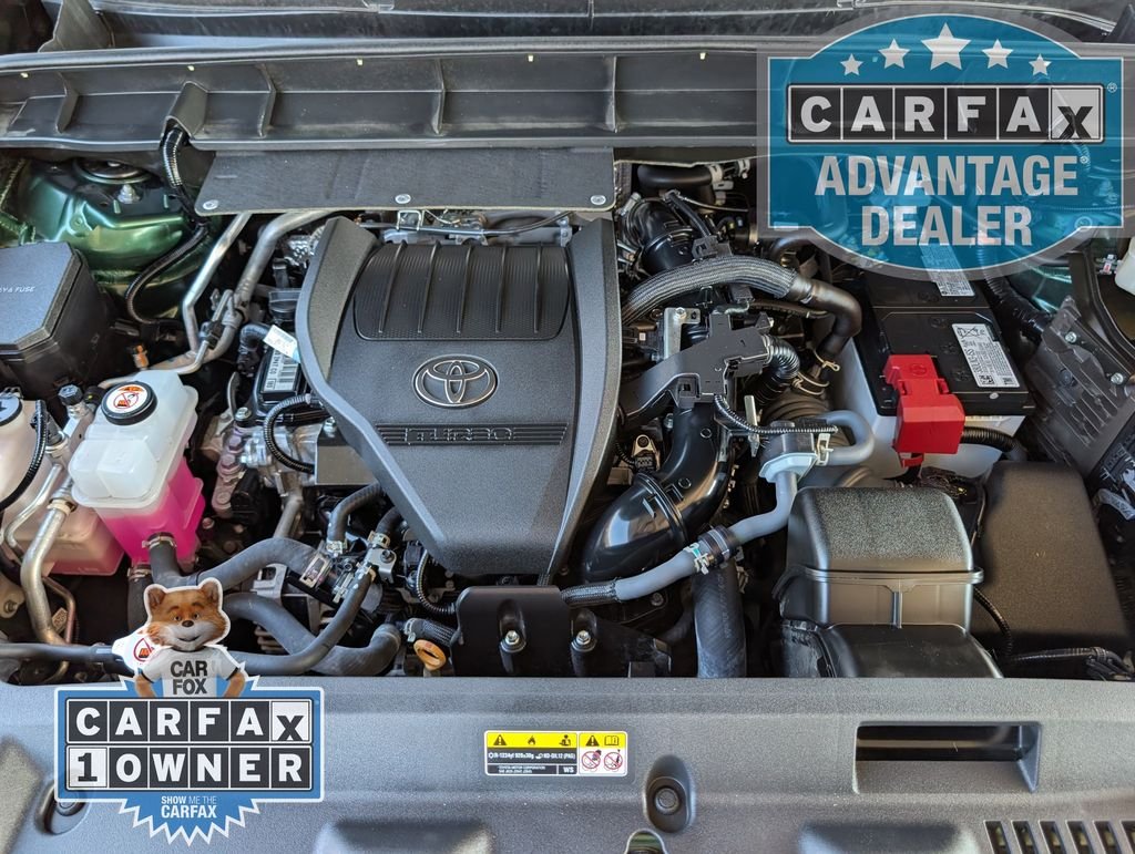 Used 2025 Green Toyota Platinum image 34