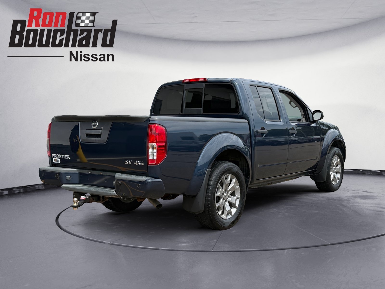 Used 2020 Arctic Blue Metallic Nissan SV image 2