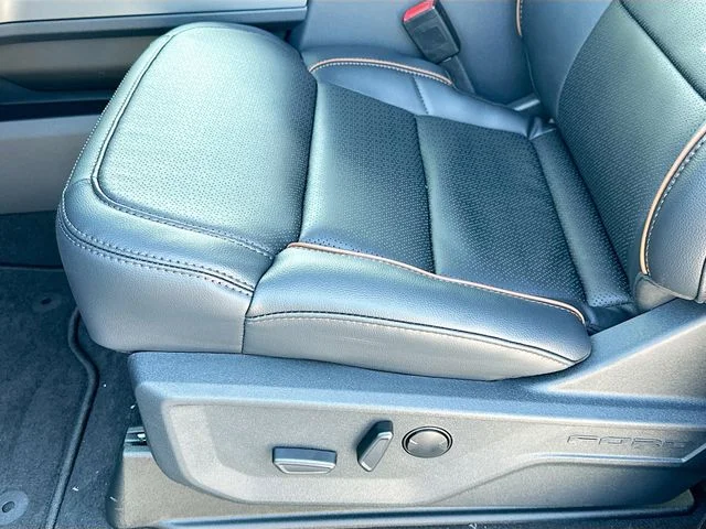 New 2026 Gray Ford Lariat image 14