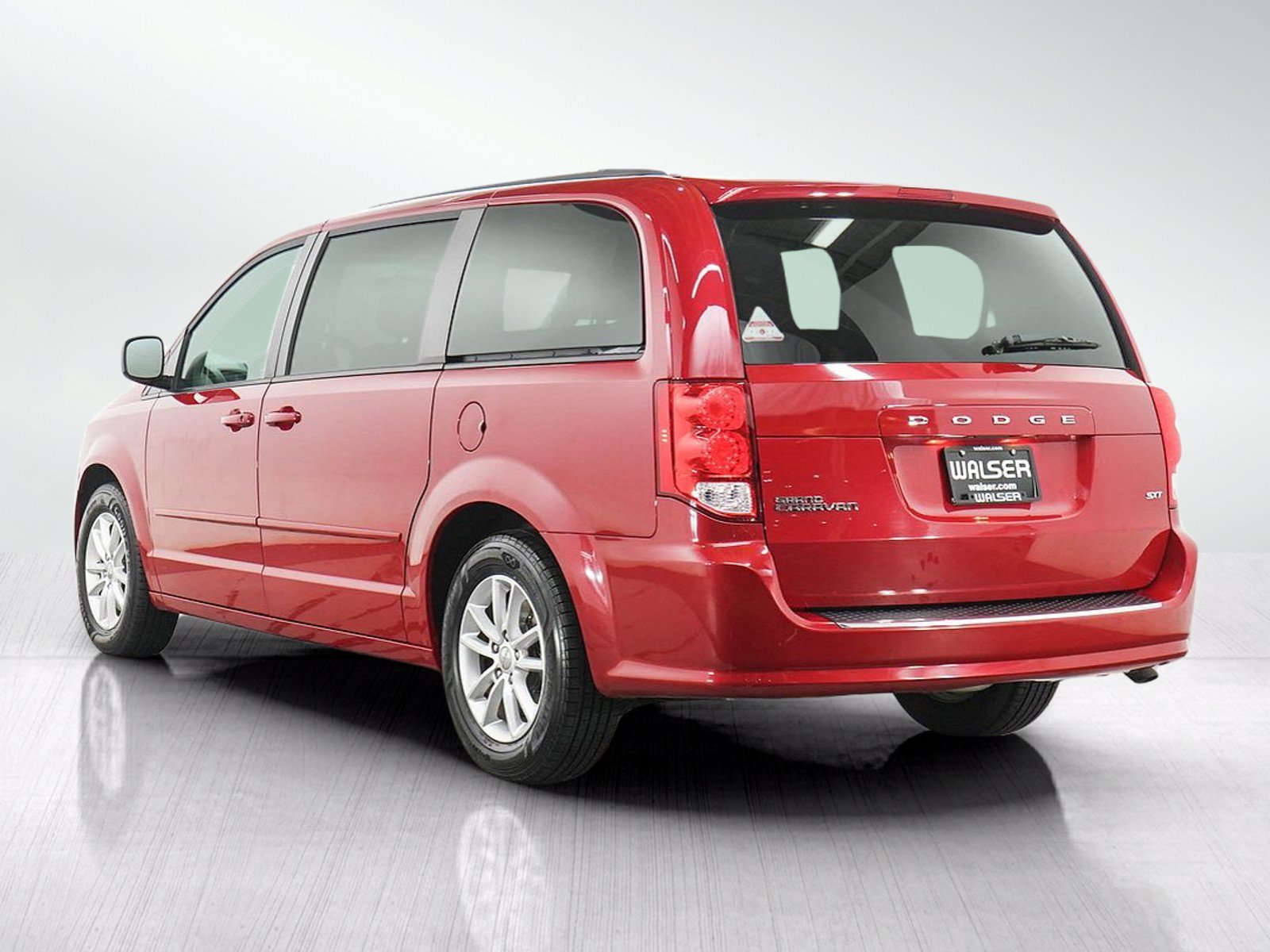 Used 2015 Redline 2 Coat Pearl Dodge Sxt image 3