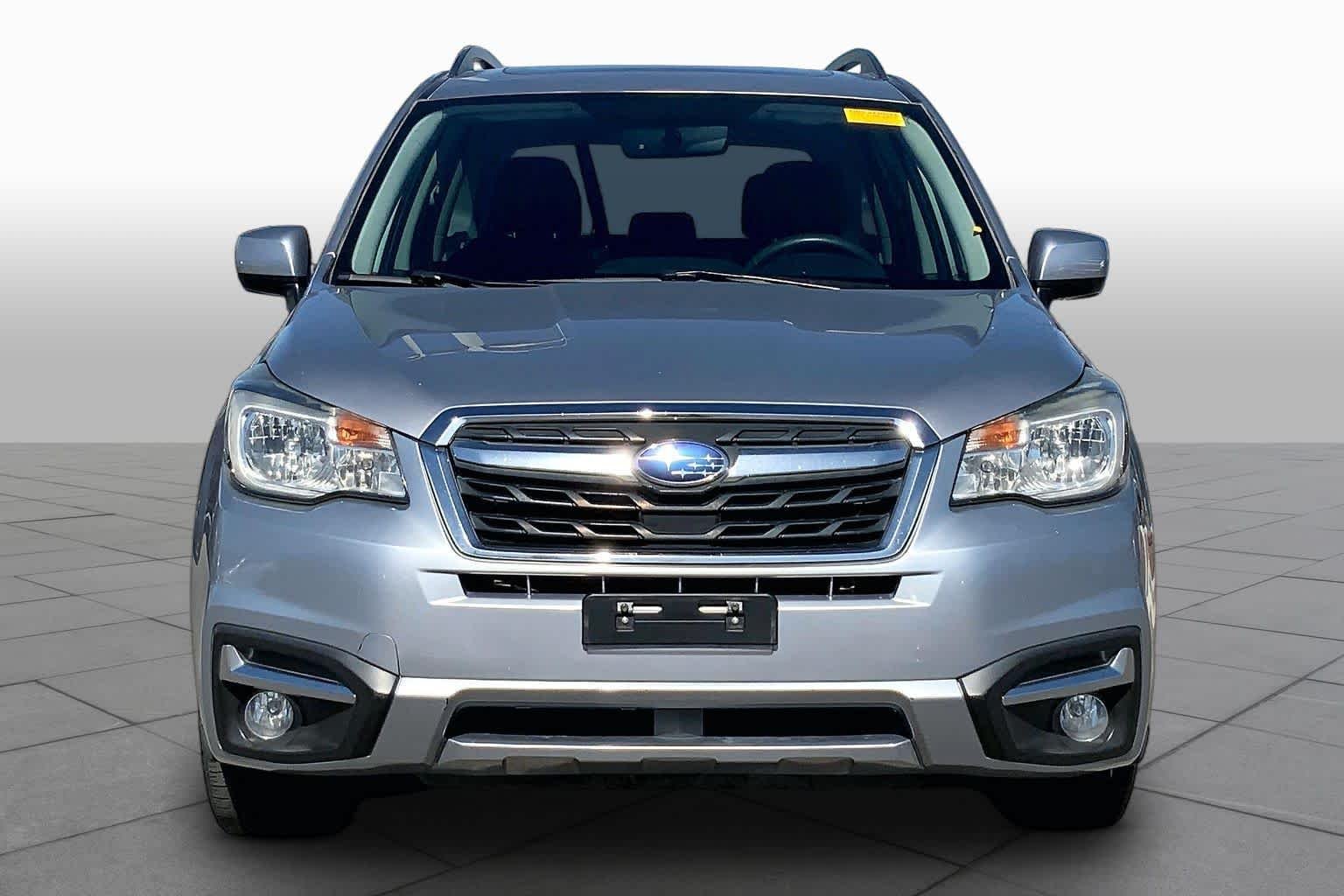 Used 2018 Ice Silver Metallic Subaru Premium image 4