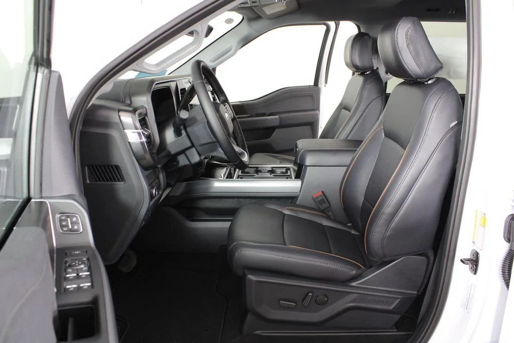 New 2026 Oxford White Ford Lariat image 21