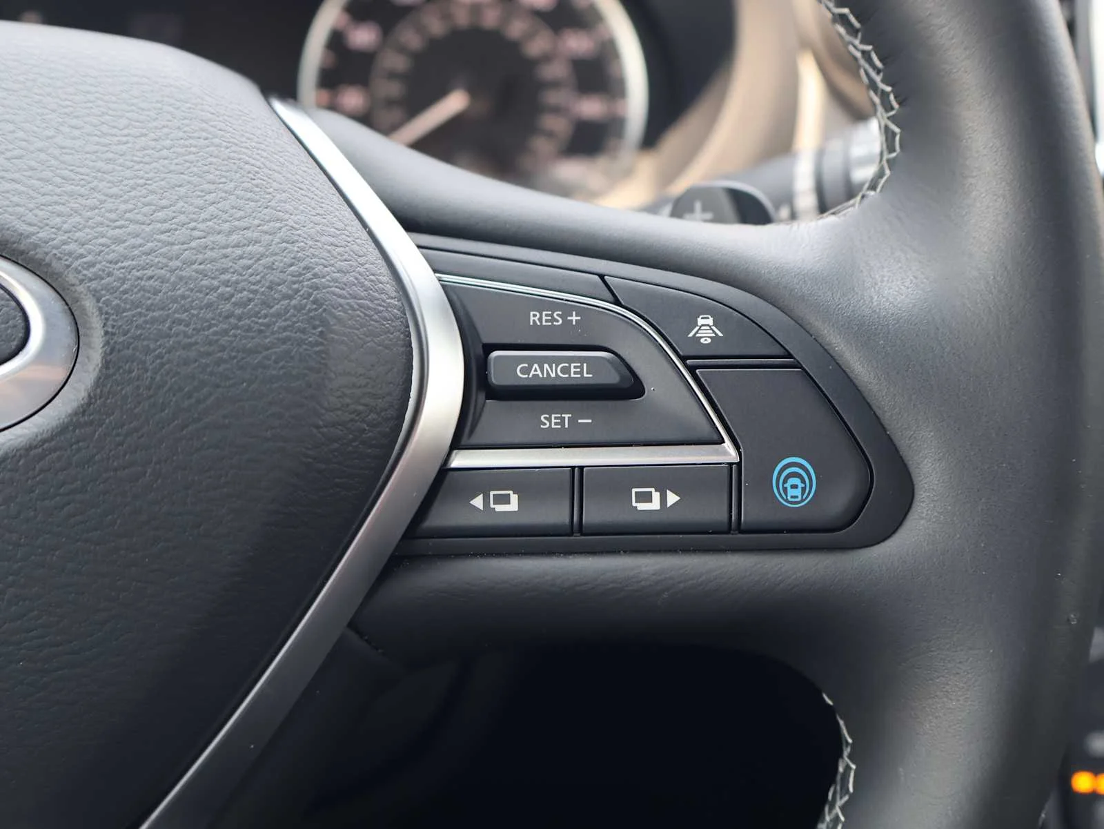 Certified Used 2025 Slate Gray INFINITI SPORT image 26