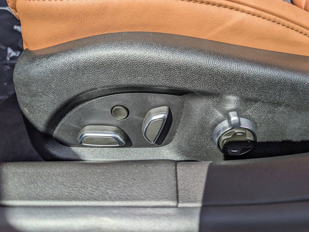 2025 Cadillac CT5 Premium Luxury - Photo 13