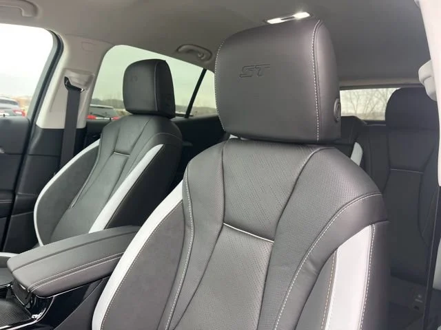 2026 Buick Envision Sport Touring - Photo 18