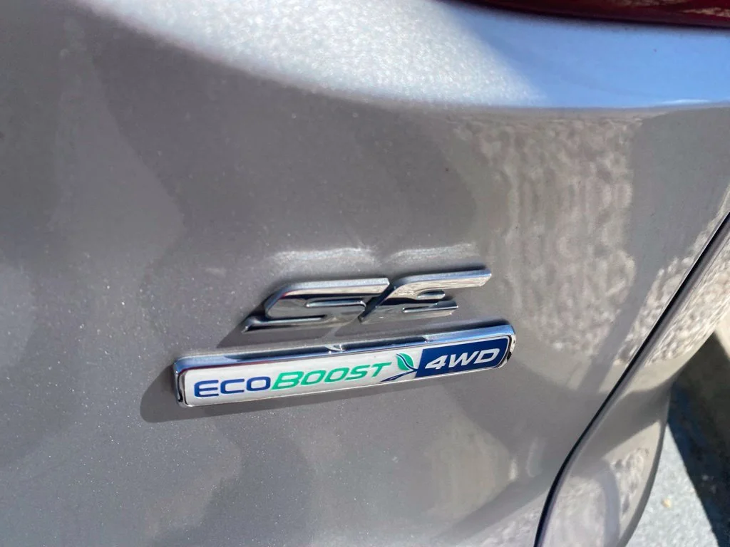 Used 2016 Silver Ford SE image 14