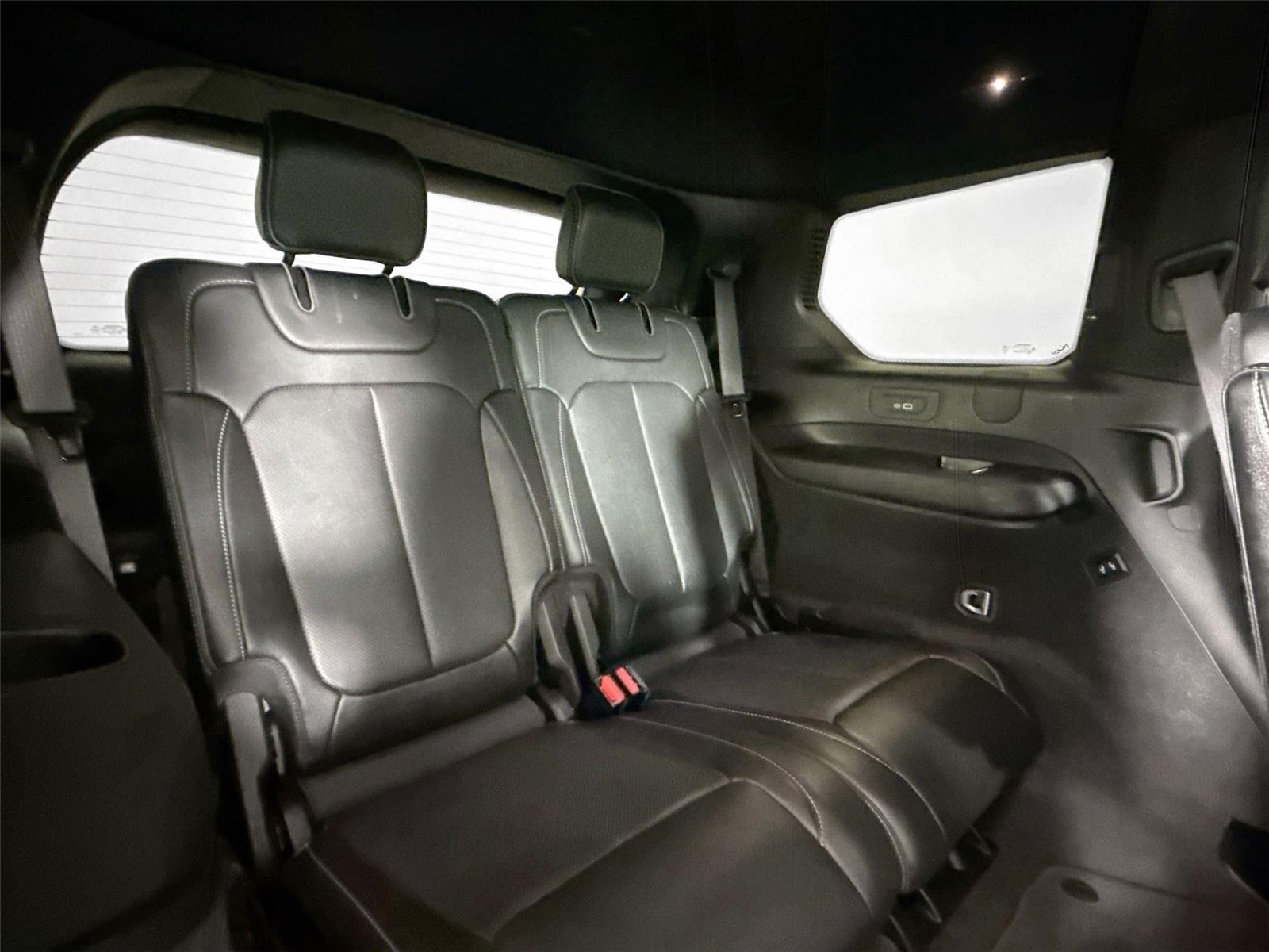 Used 2022 Velvet Red Pearlcoat Jeep Overland image 42