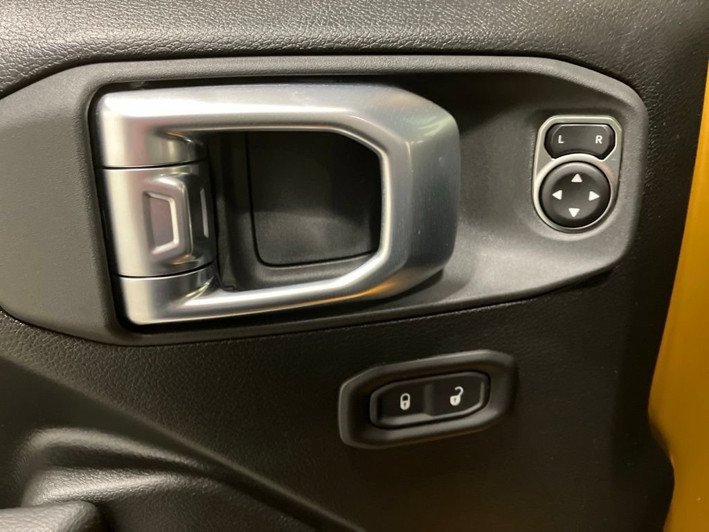 New 2026 Goldilocks Exterior Paint Jeep Sport S image 11