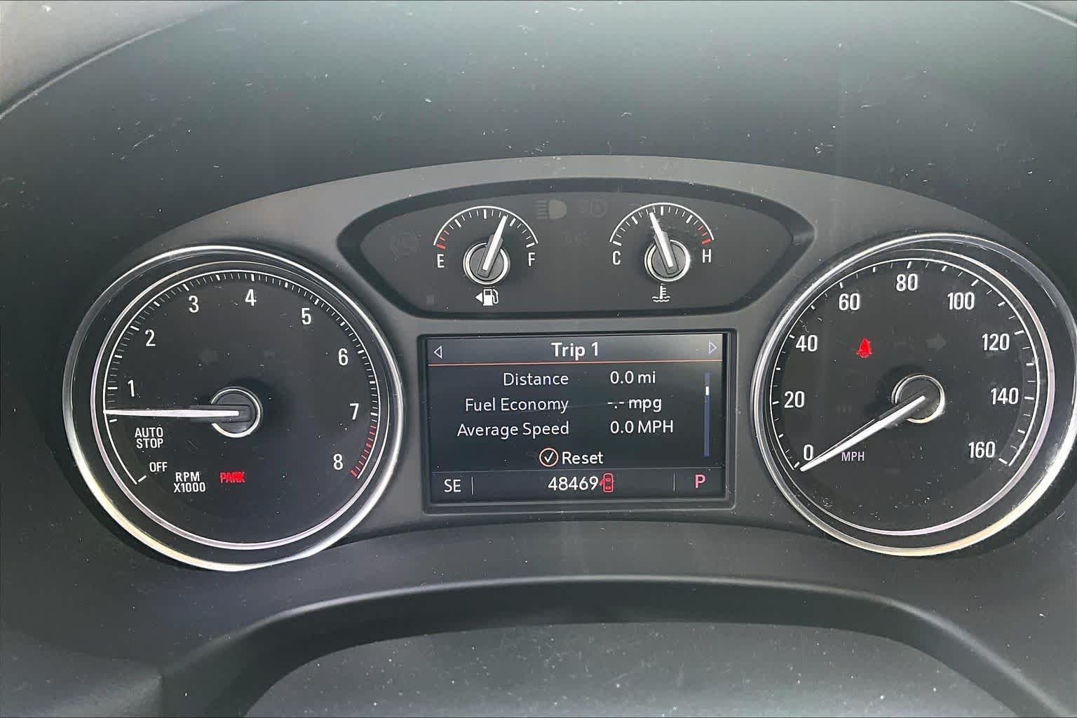 Used 2024 White Frost Tricoat Buick Essence image 50