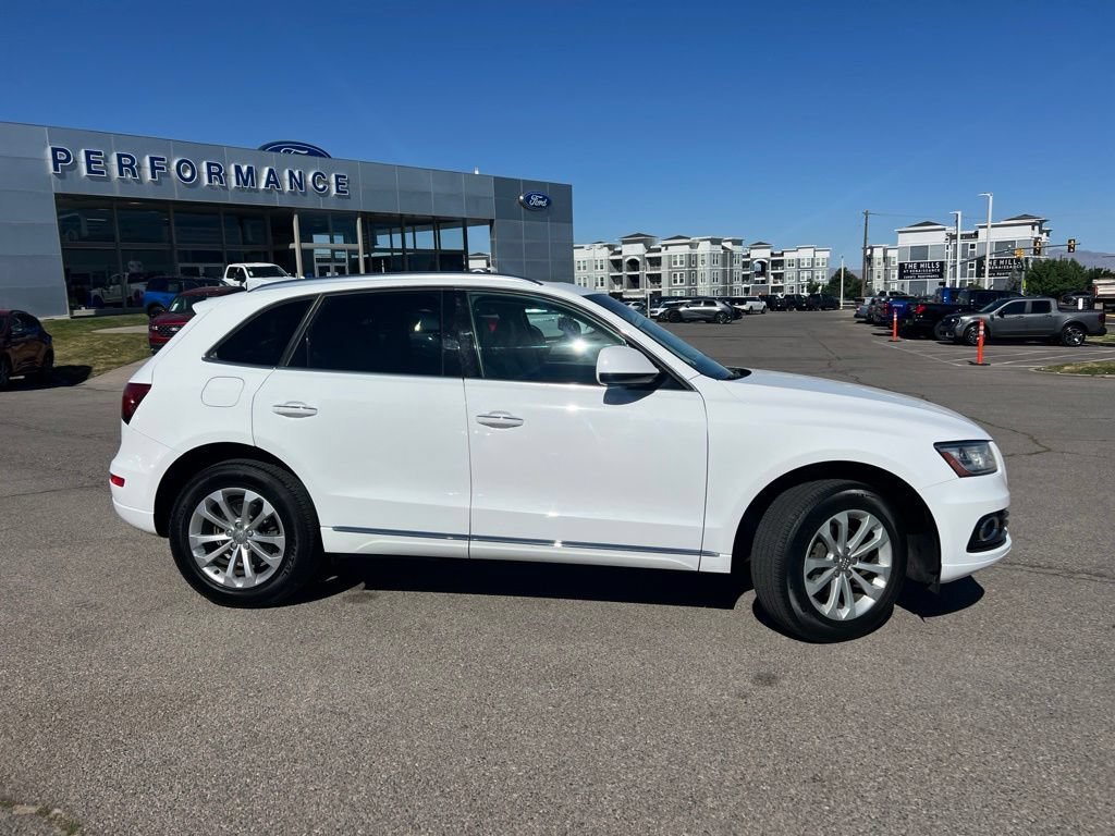 Used 2016 Ibis White Audi 2.0T Premium Plus image 4