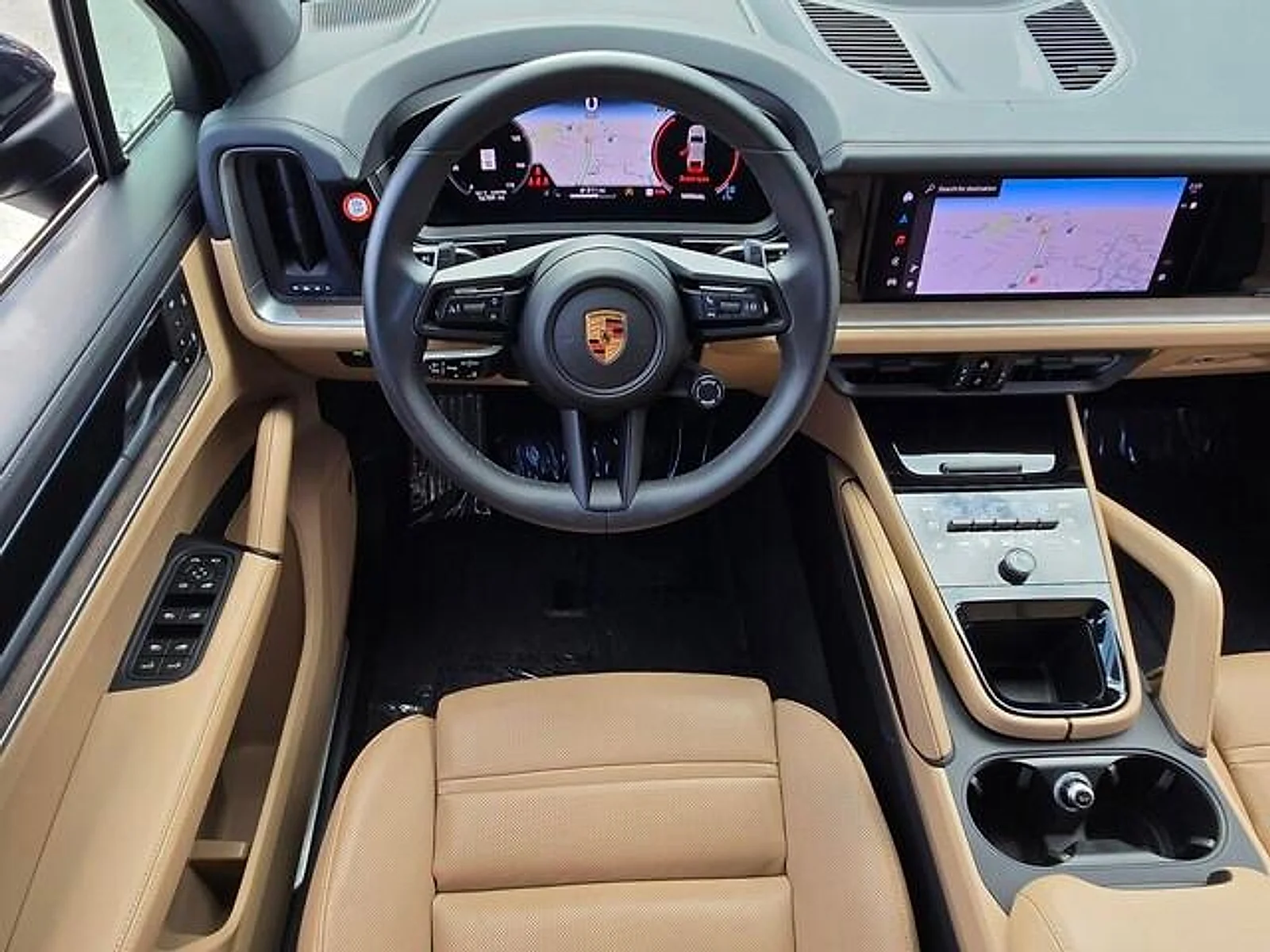 Used 2025  Porsche  image 12