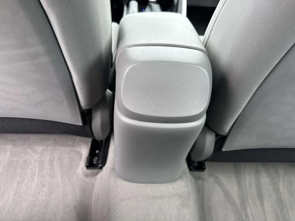 Used 2022 Silver Hyundai SEL image 20